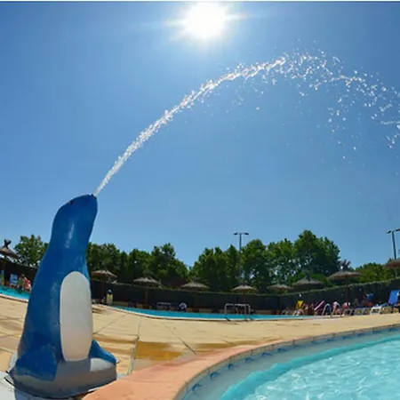 Azureva Cyprien Aparthotel