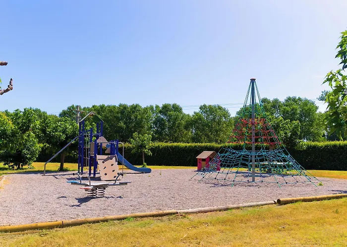 Apart-hotel Azureva Cyprien 3*