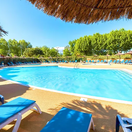 Azureva Cyprien Aparthotel 3*