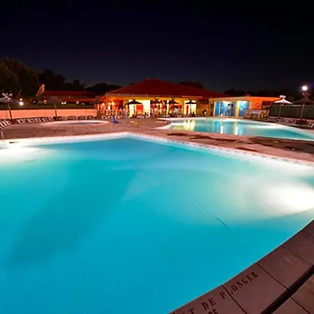 Azureva Cyprien Aparthotel