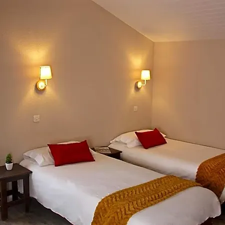 Aparthotel Azureva Cyprien 3*
