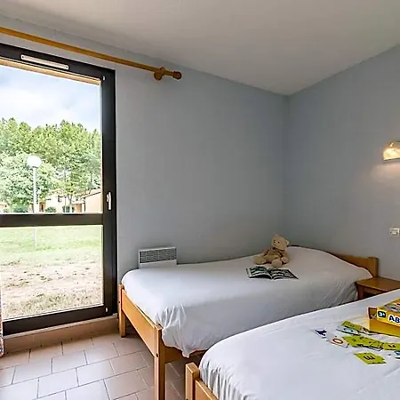 Azureva Cyprien Aparthotel 3*