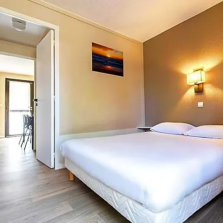 Azureva Cyprien Aparthotel 3*