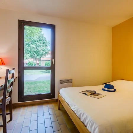 Azureva Cyprien Aparthotel