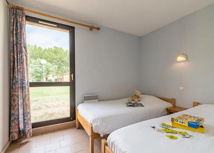 アジュレヴァ サンシプリアン